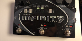 Vends Pigtronix Infinity