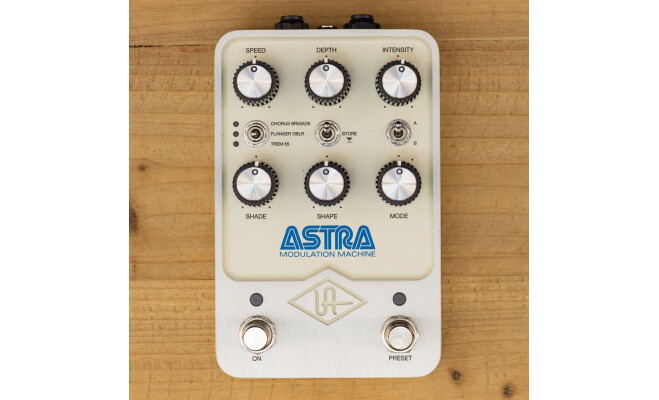 Universal Audio Astra Modulation Machine (46004)