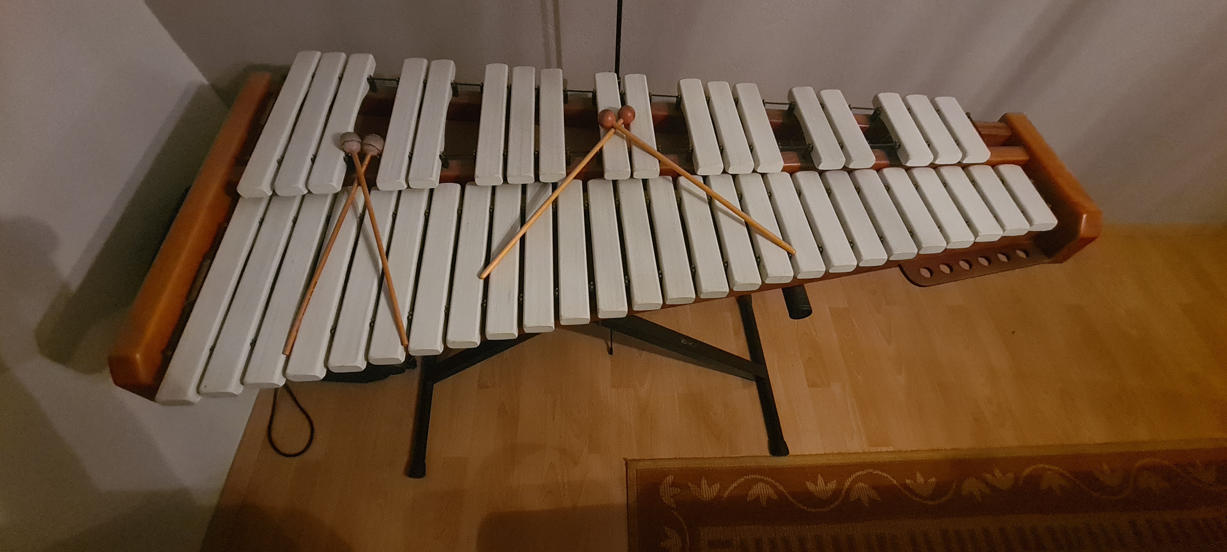 vend Xyplophone de marque française Resta Heuvrard