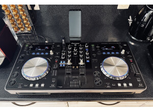 Pioneer XDJ-R1