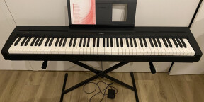 Vends Piano numérique Yamaha P45 très bon état