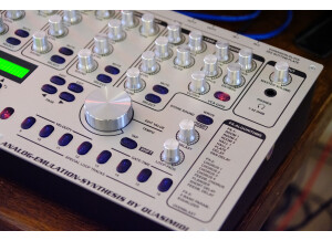 Quasimidi Rave-O-Lution 309-5