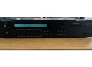 Roland D-550 (45882)