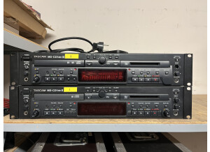 Tascam MD-CD MKIII Front