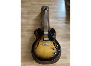 Gibson ES 335 - 2