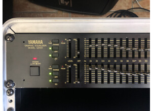 Yamaha Q2031A