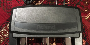 Vends pédalier 3 pédales Roland RPU-3 parfait état