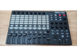 Akai Professional APC40 mkII (4616)