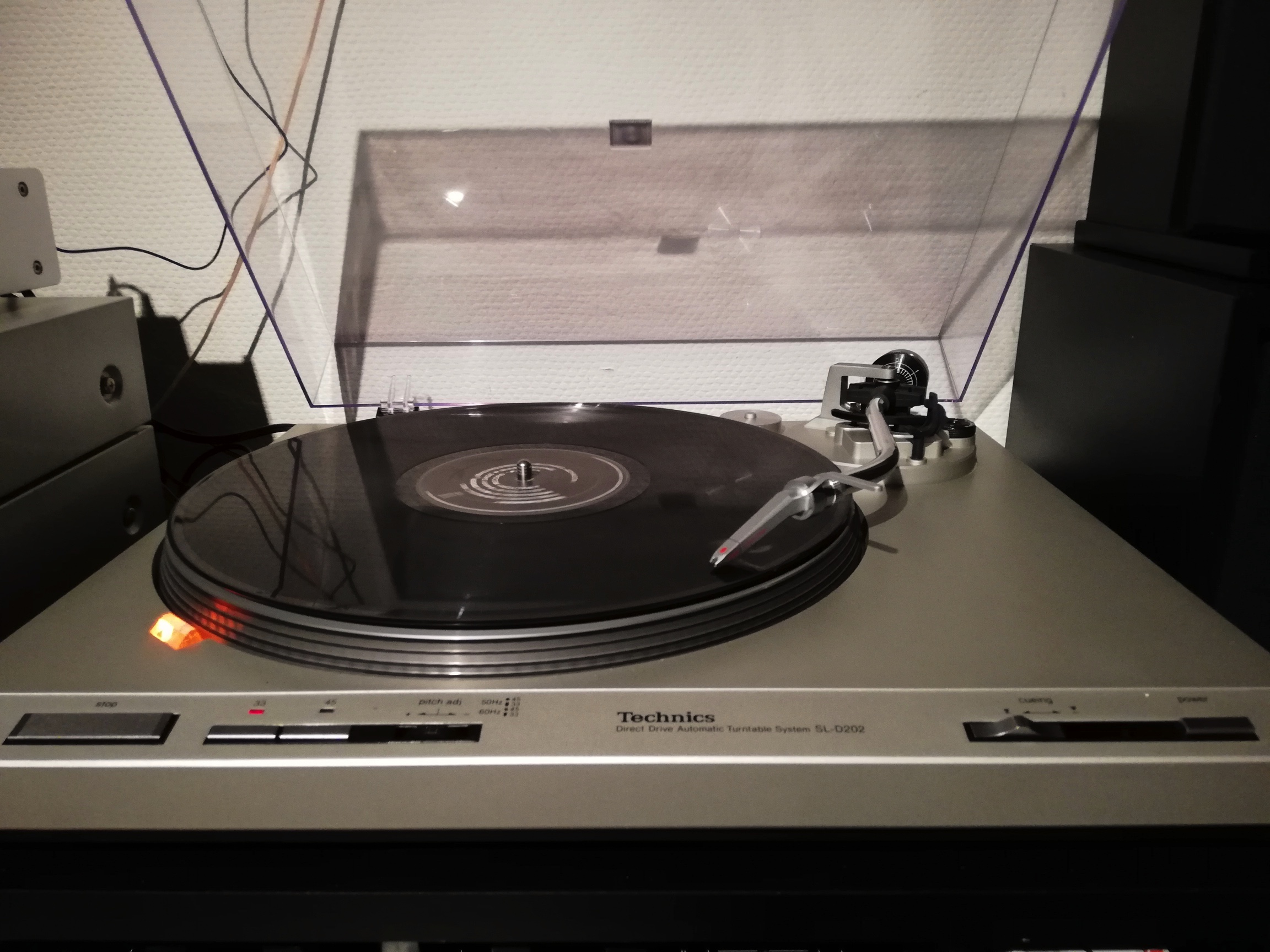 Technics SL-D202