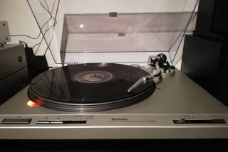 Technics SL-D202