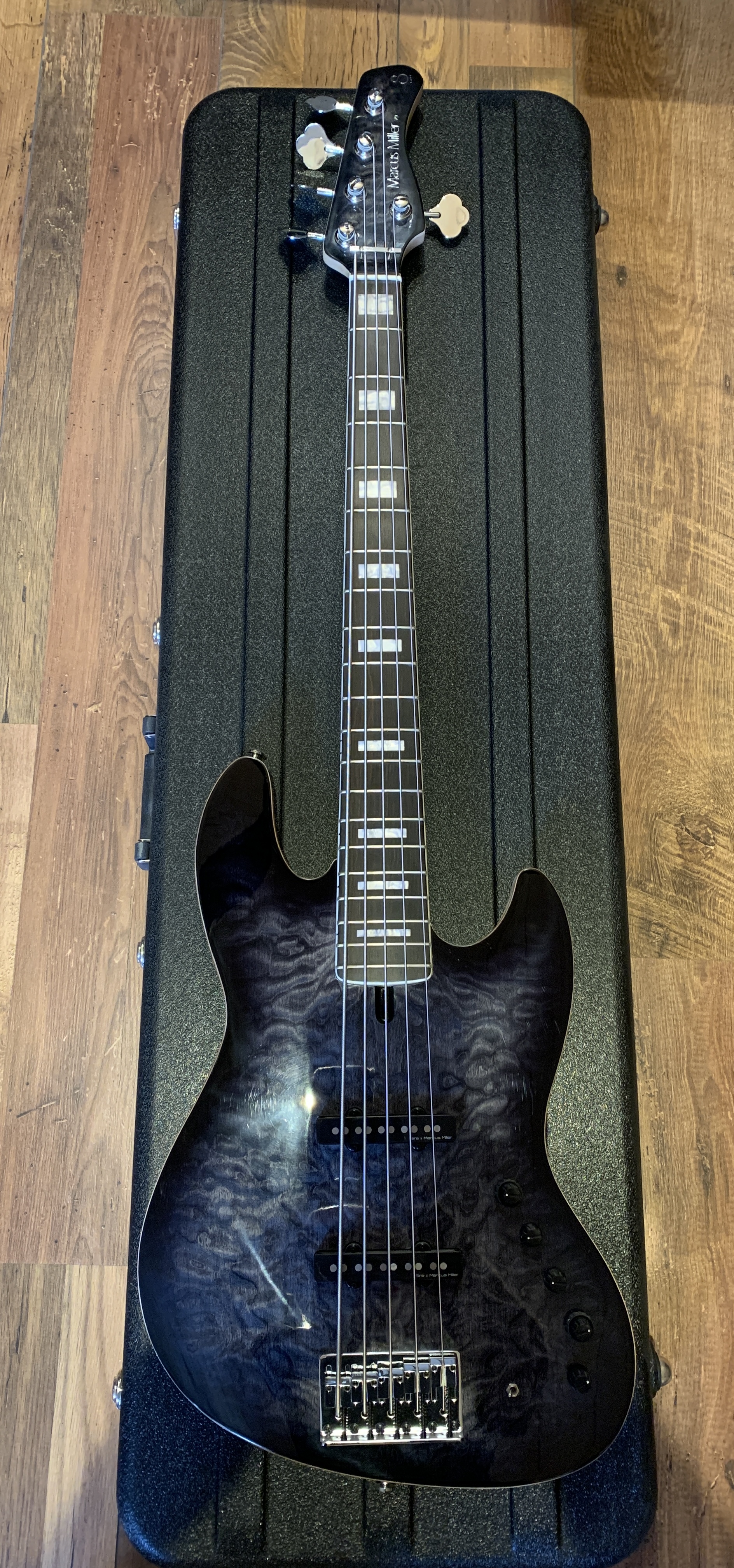 Sire Marcus Miller V9 Swamp Ash 5 TBK 2nd Gen