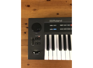 Roland JUNO-2