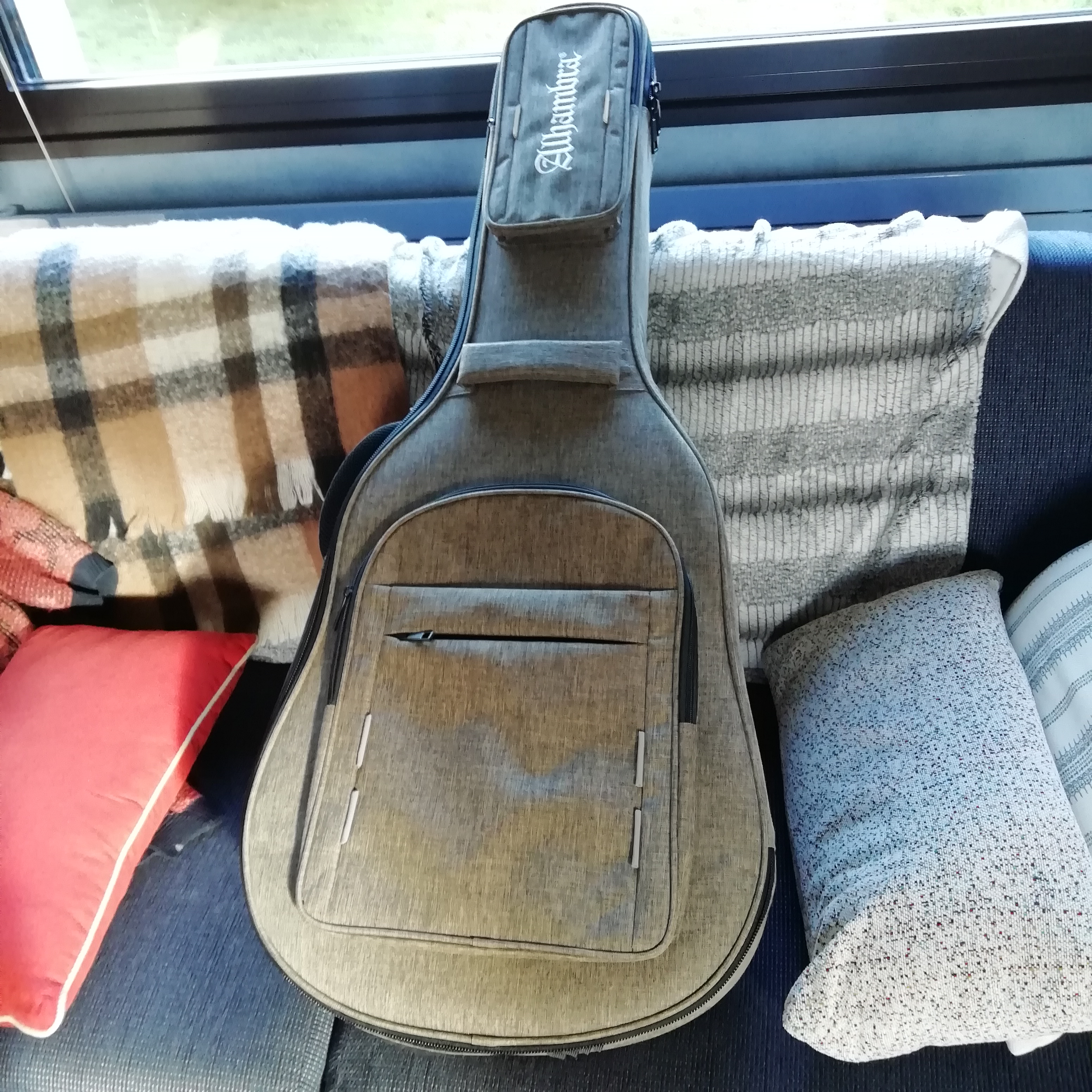 Alhambra CROSS OVER Electro Alhambra CSs-3 CW E9