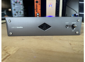 Universal Audio UAD-2 Satellite Thunderbolt 3 - QUAD Core