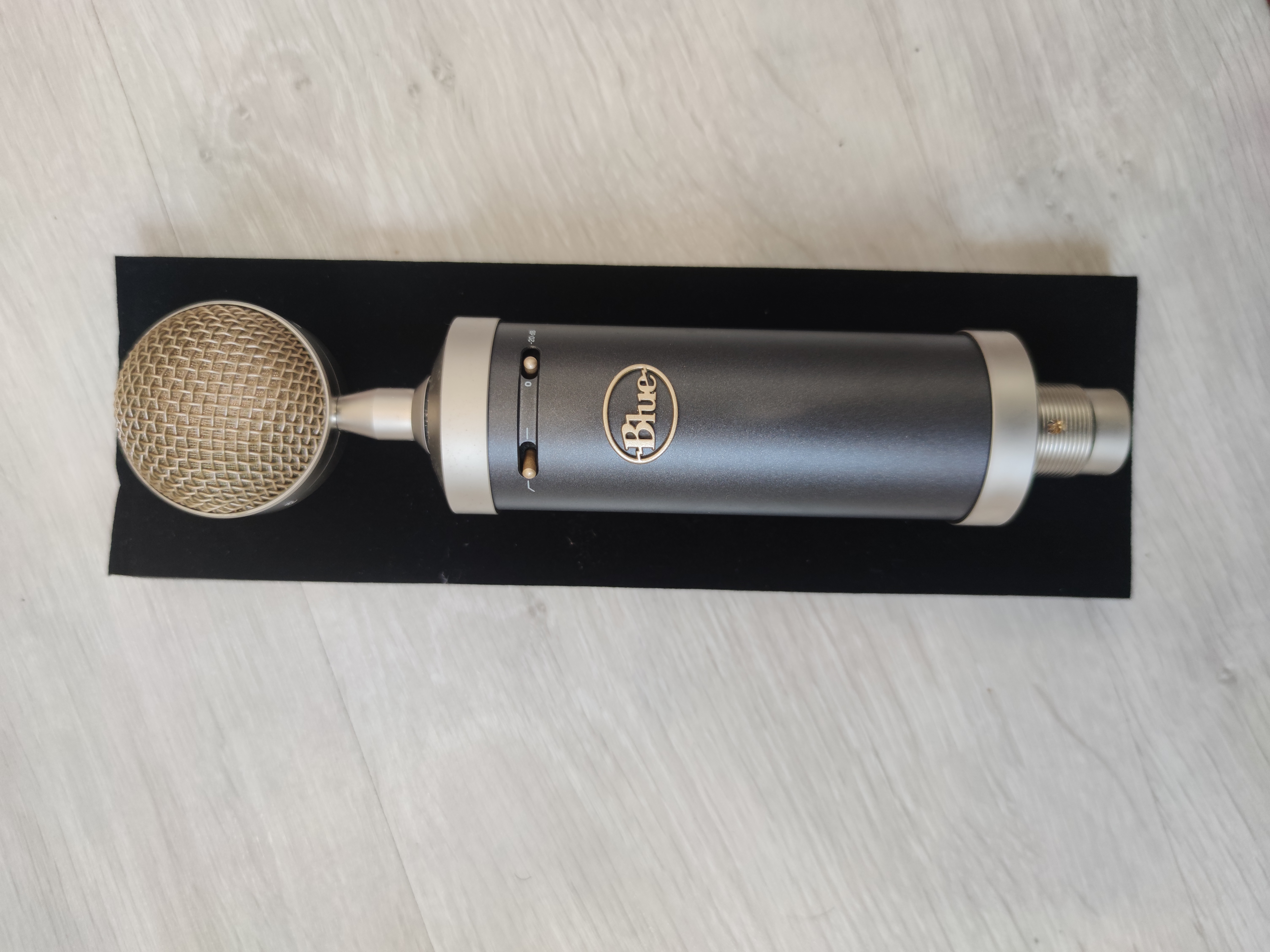 Baby Bottle SL - Blue Microphones Baby Bottle SL - Audiofanzine