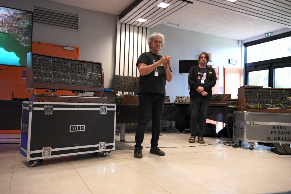 6069607.jpg 6069607.jpg