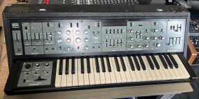 Vends Roland SH-5 monophonic mythic synth from 80´s