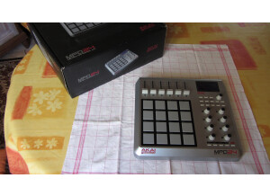 Akai MPD24 (10629)