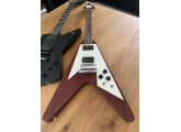 Vends Gibson Flying V faded worn cherry de 2007