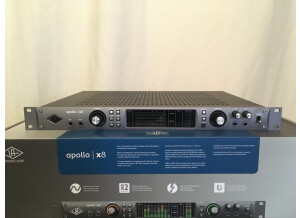 Universal Audio Apollo x8 (73991)