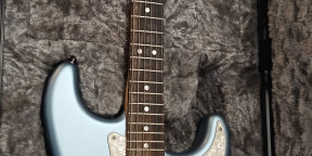 Vds/Ech Fender American Elite Stratocaster Satin Ice BlueFender American Elite Stratocaster