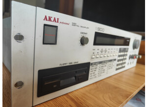 Akai Professional S900