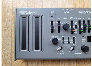 Roland SH-01A (40906)
