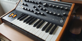 Vend Moog Subsequent 25