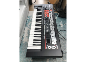 Roland SH-201 (33869)