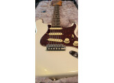 Fender Stratocaster Ultra 75ieme Anniversaire collector