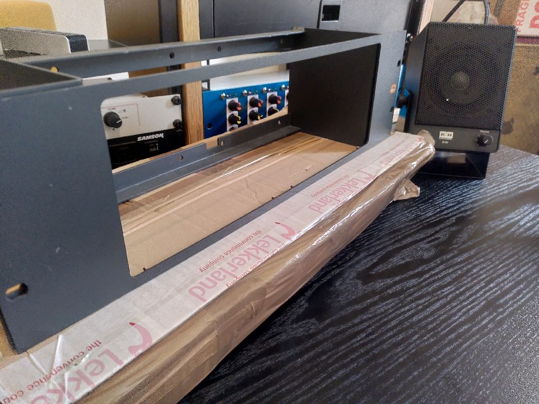 Rack régie pour Klein+Hummel M50 M51 M52