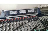 Console professionnelle analogique pour studio & scène Soundcraft GB8 32 voies