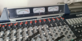 Console professionnelle analogique pour studio & scène Soundcraft GB8 32 voies