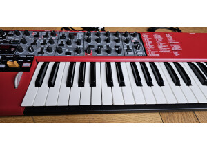 Clavia Nord Lead 4