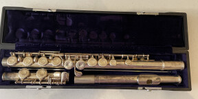 flute Yamaha YFL-31 