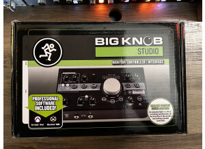 Mackie Big Knob Studio (41799)