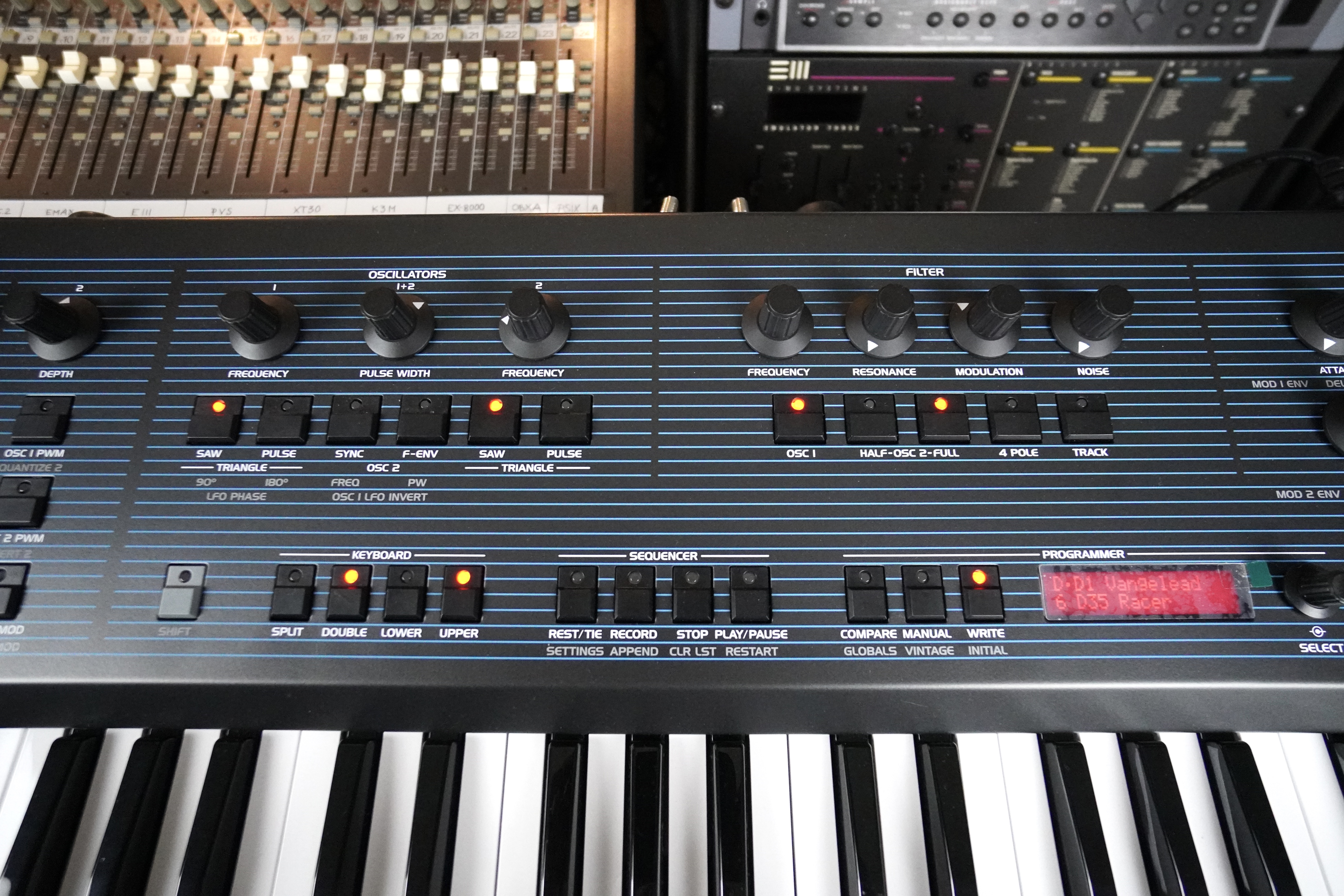 UB-Xa 1tof 10 zoom 2