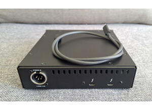 Universal Audio UAD-2 Satellite Thunderbolt 3 - OCTO Core (41375)