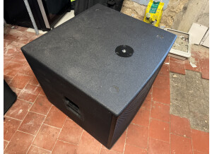 JBL EON 618S (78618)