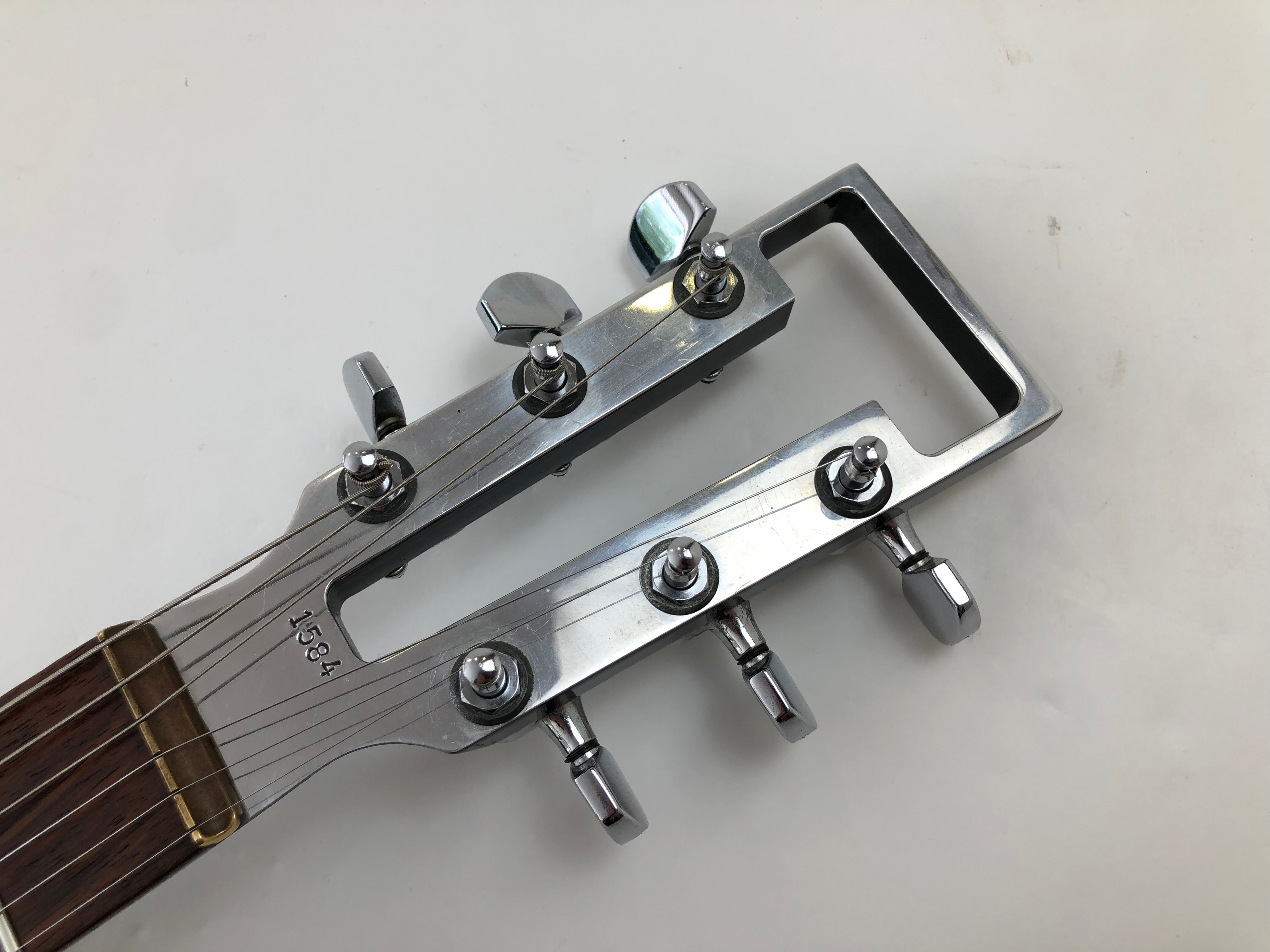 Travis Bean TB1000 (85231)