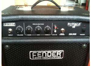 Fender Rumble 15 Combo (34896)