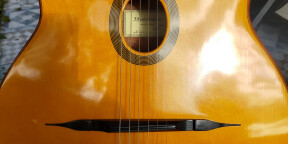 Guitare manouche Castelluccia modèle Nuages