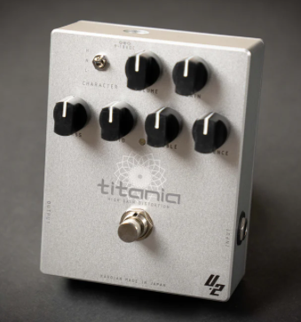 KarDiaN Titania V2 Distortion : Titania V2 Distortion