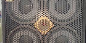 Vends Baffle basse EDEN D410XLT