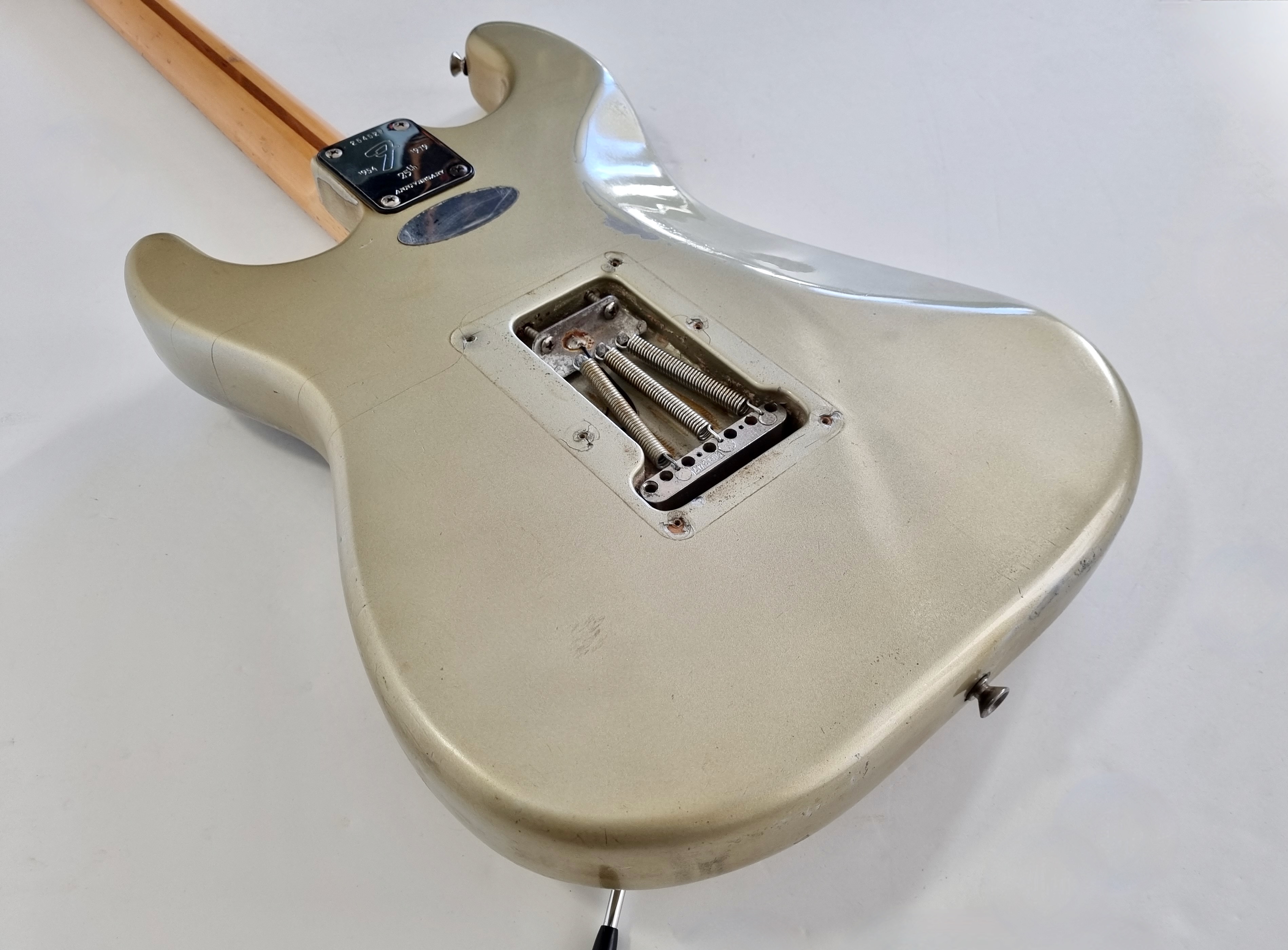 Fender 25th anniversary American Stratocaster (1979) (17852)