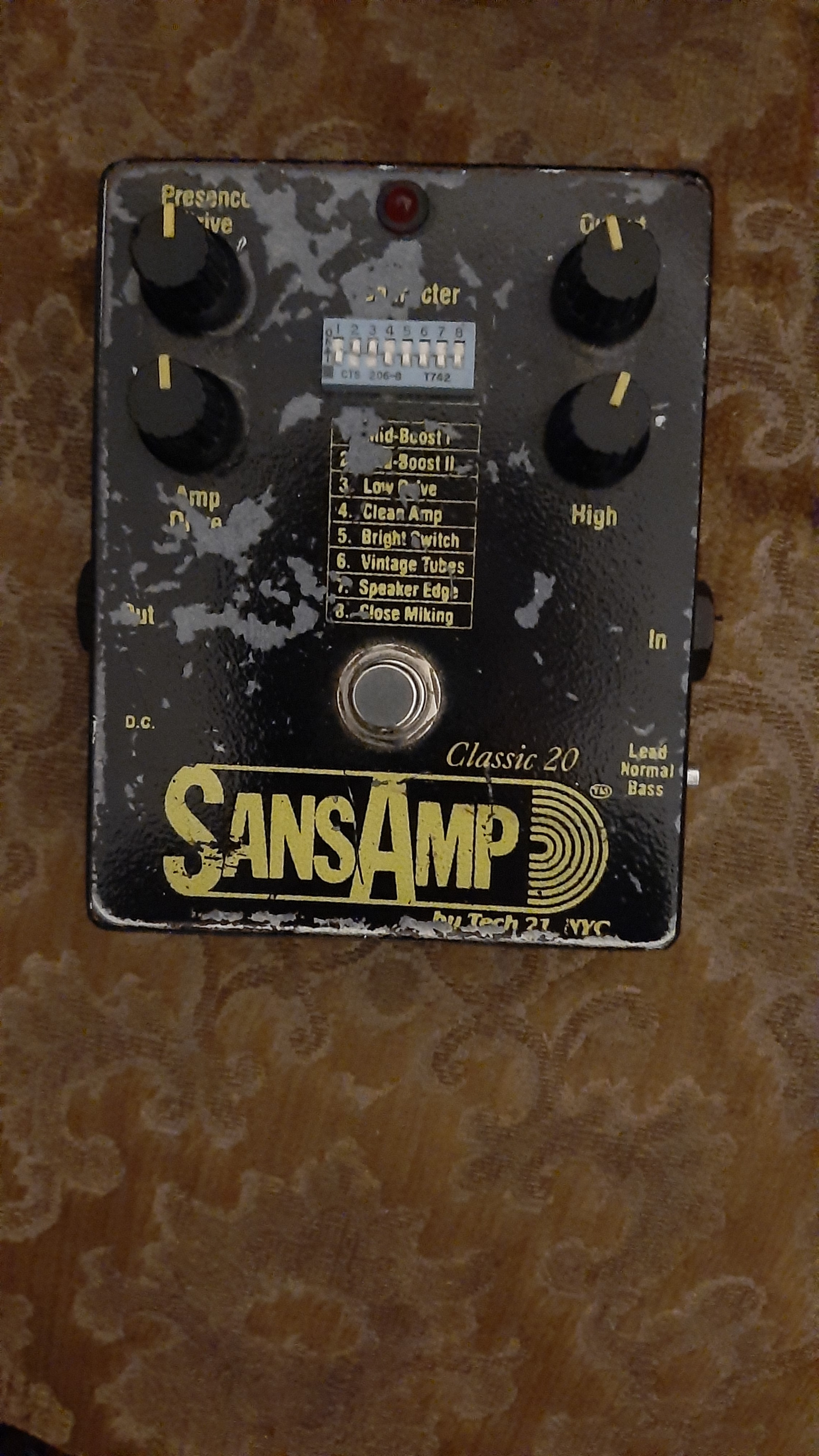 ギター Tech21 SansAmp Classic 20 Tech 21 SansAmp Classic Tube Amp Emulator Pedal | Sweetwater