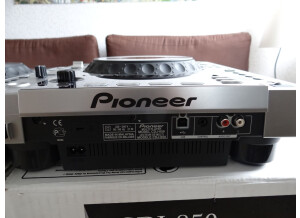 Pioneer CDJ-850 (56231)