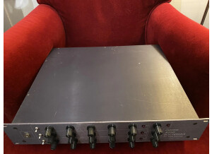 Custom Audio Electronics 3+ (74060)