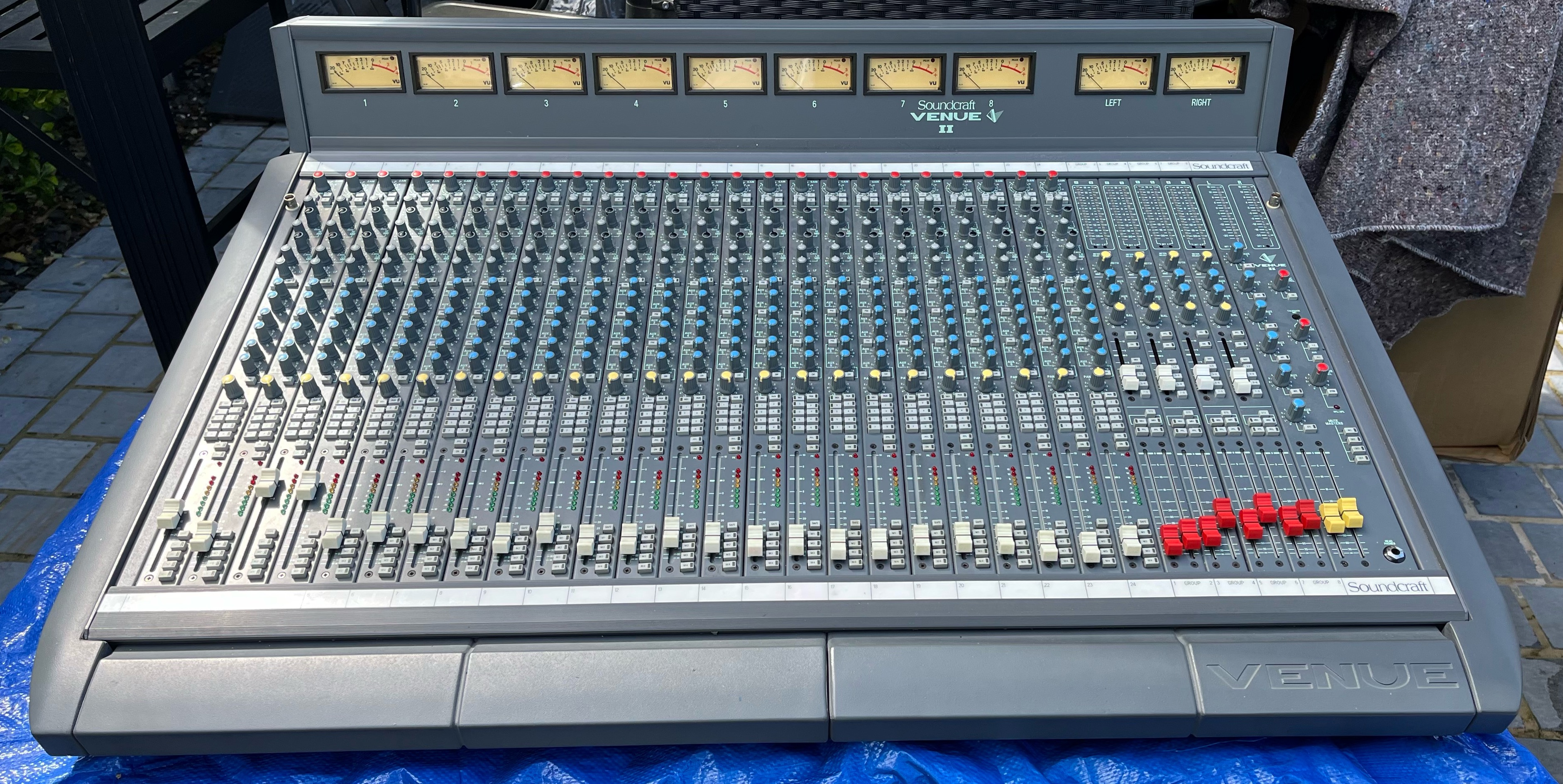 SOUNDCRAFT VENUE II 16 