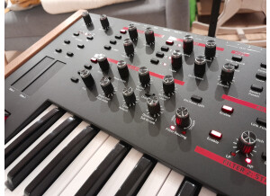 Dave Smith Instruments Pro 2 (98689)
